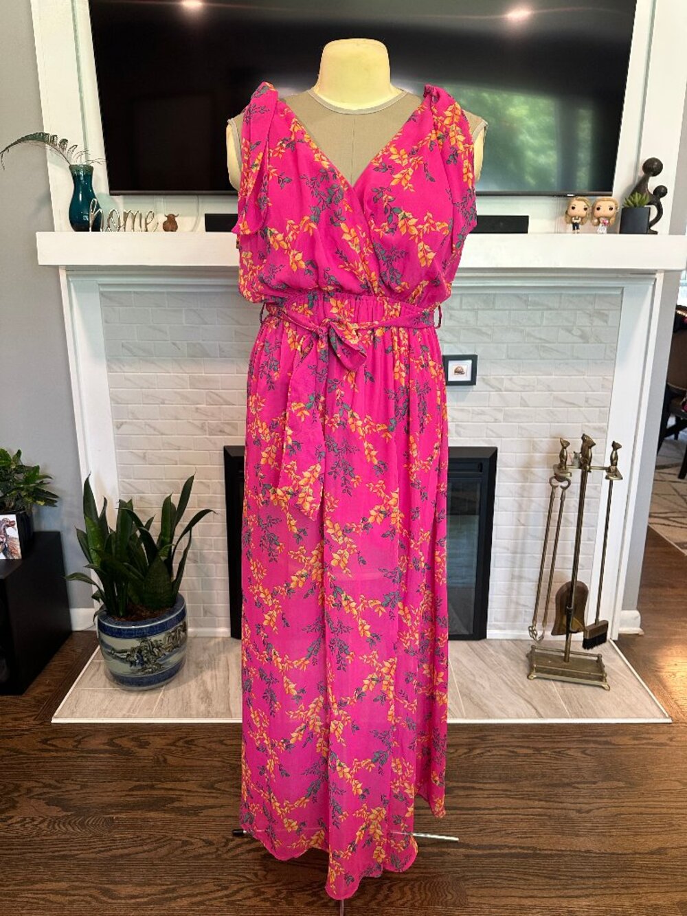 White Birch - Maxi Dress Pink with Yellow Flowers - Size XL
